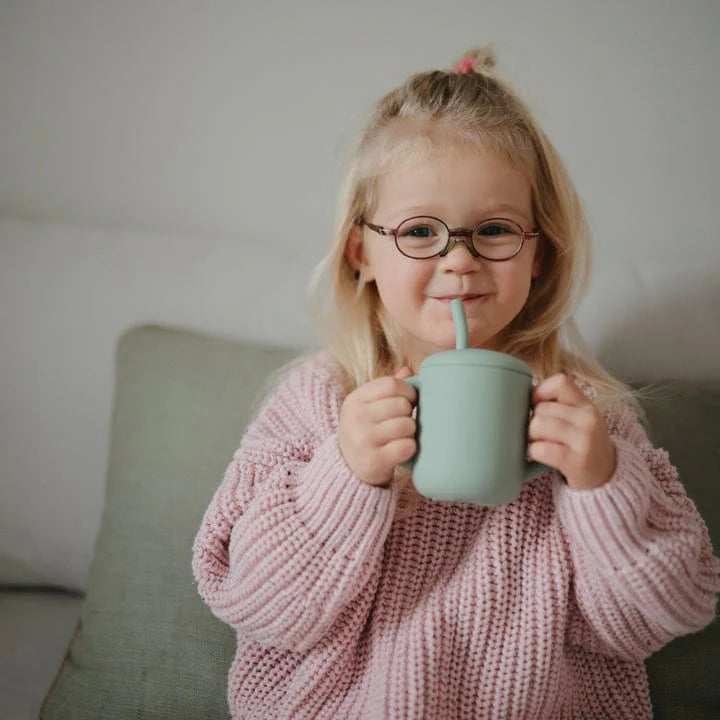 Vaso de entrenamiento con bombilla Ivory - Mushie