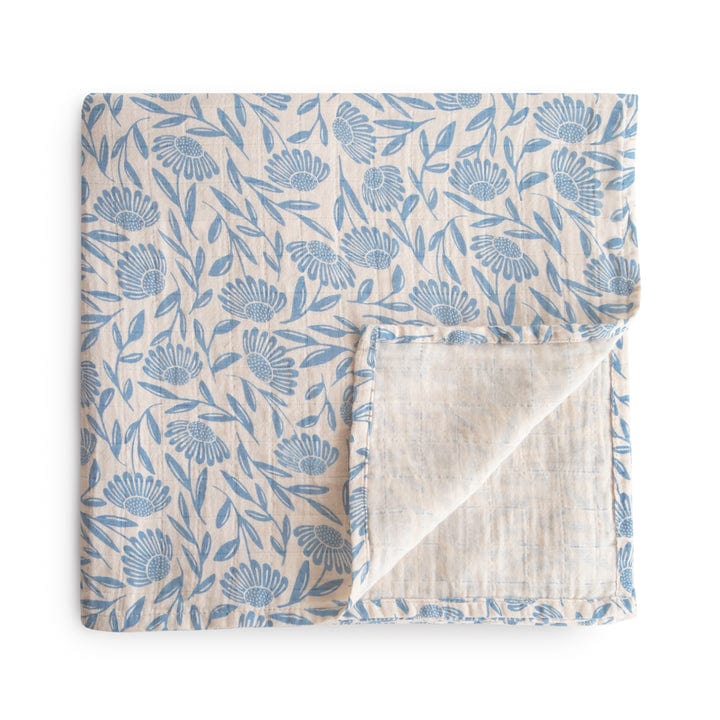 Manta / Tuto swaddle de muselina Flores azules - Mushie
